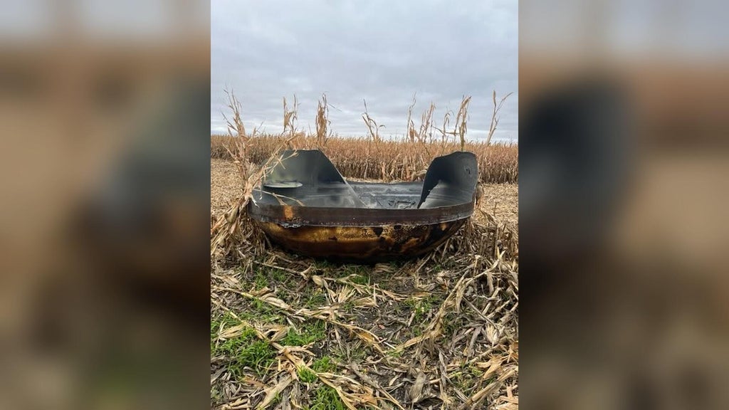 11-foot piece of suspected space debris found in eastern Minnesota cornfield — WCCO / CBS Minnesota, Chanhassen Community news