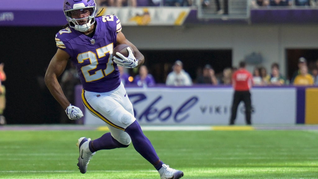 Vikings return RB Jordan Mason from injured reserve after broken thumb kept him out last 4 games — WCCO / CBS Minnesota, Chanhassen Sports news