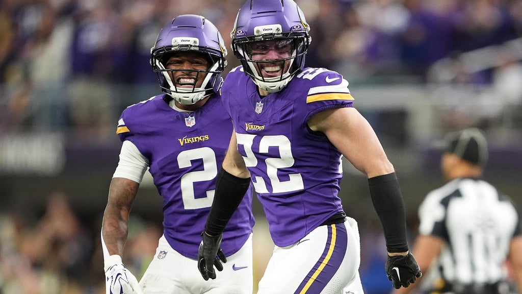 Vikings defense clamps down on Daniel Jones and the Colts for a 16-10 victory to stay undefeated — WCCO / CBS Minnesota, Chanhassen Arts news