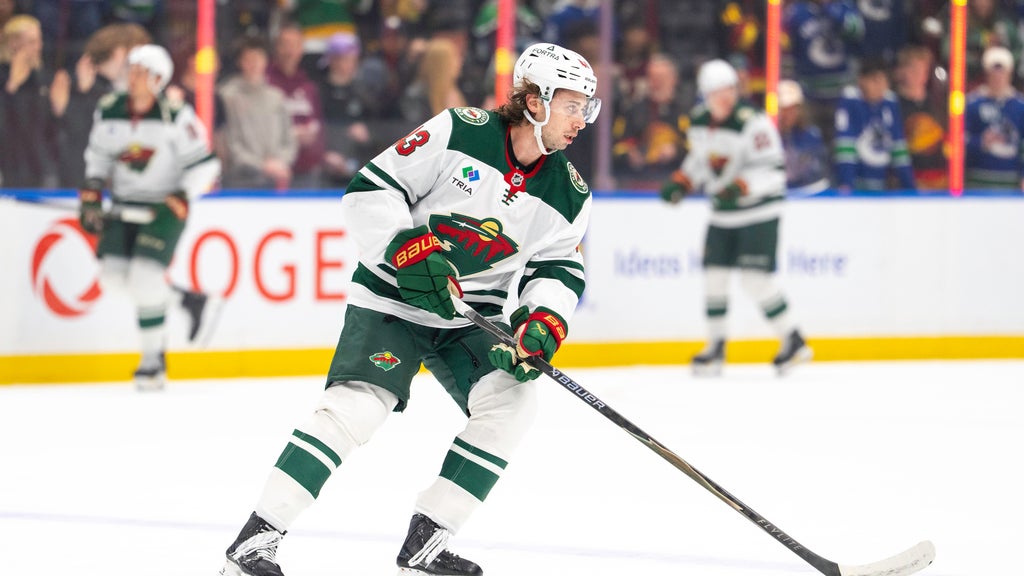 Quinn Hughes has goal, assist in his Vancouver return in Wild's 4-2 victory — WCCO / CBS Minnesota, Chanhassen Sports news