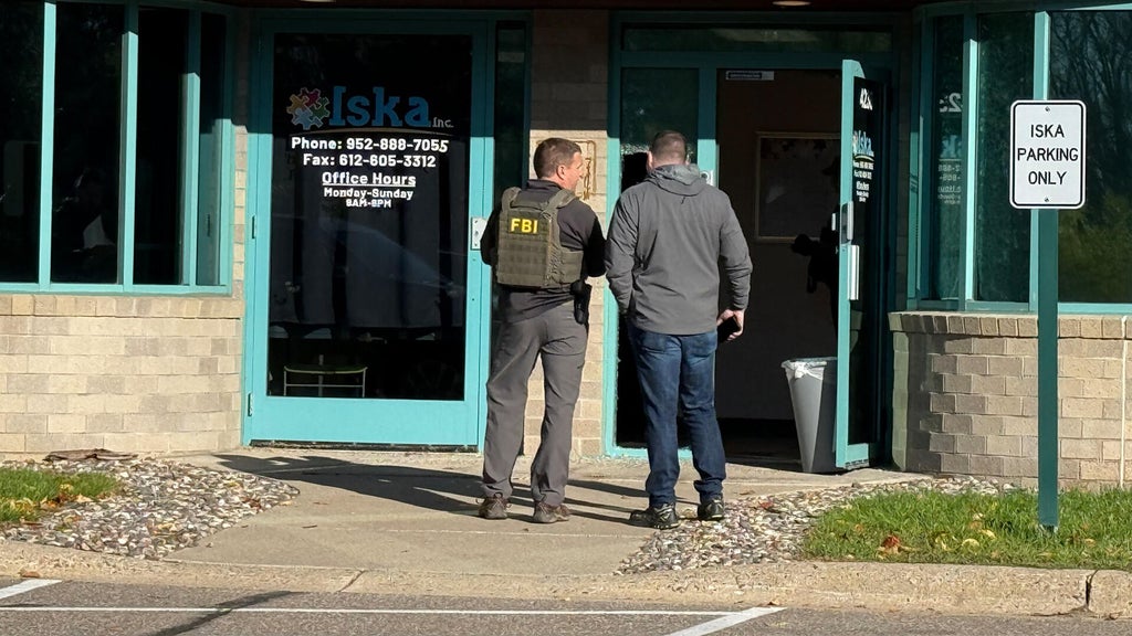 Federal law enforcement officers in Twin Cities Thursday for "court-authorized investigative activity," FBI says — Chanhassen Business news