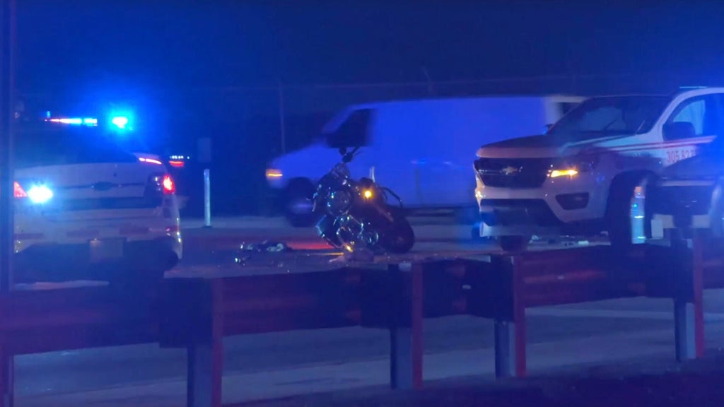 Motorcyclist airlifted to hospital after Miami Lakes crash, MDSO says — CBS Miami, Chanhassen Health news
