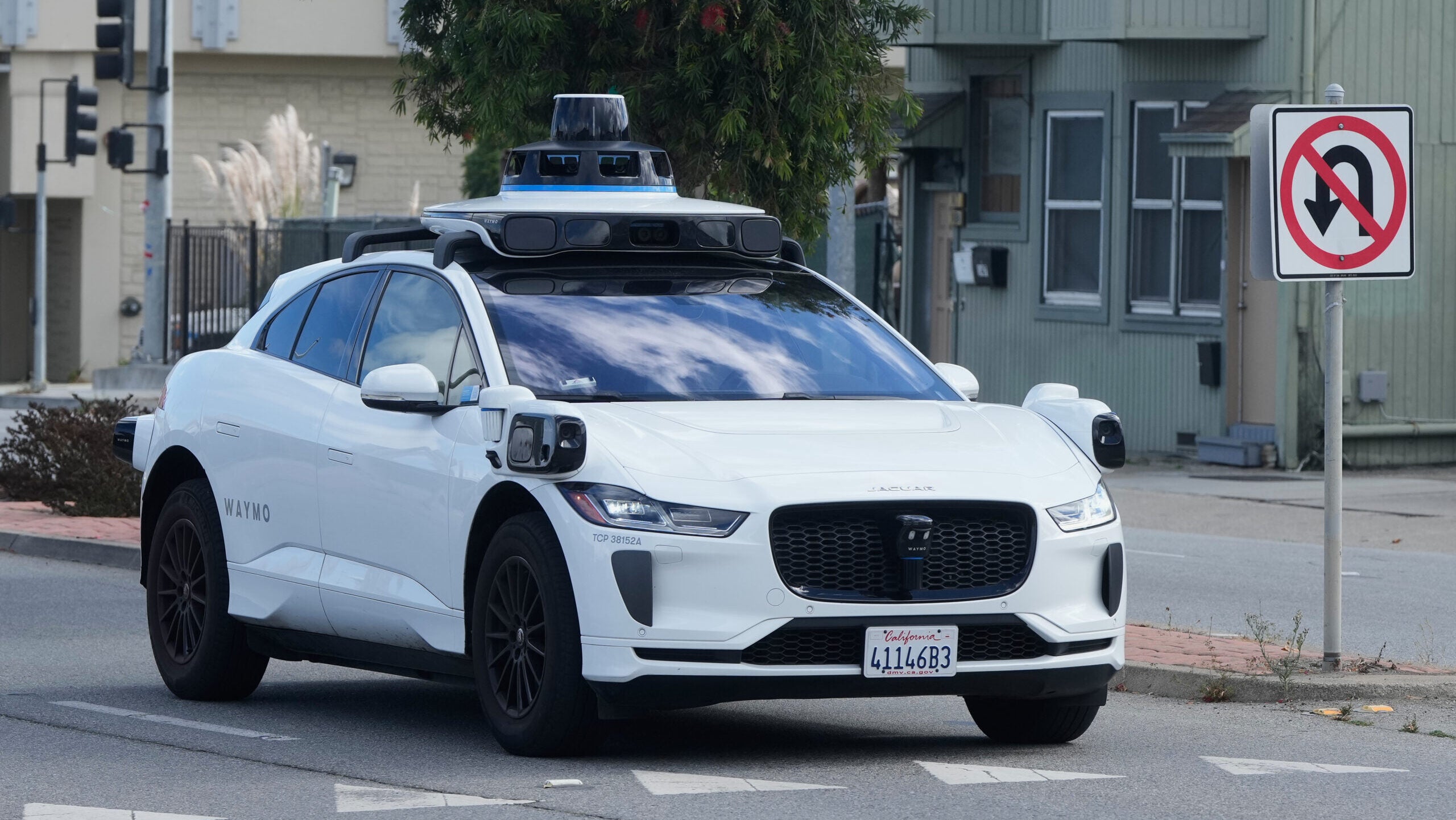 Minneapolis City Council fails to override mayor’s robotaxi veto — KSTP 5, Chanhassen Government news