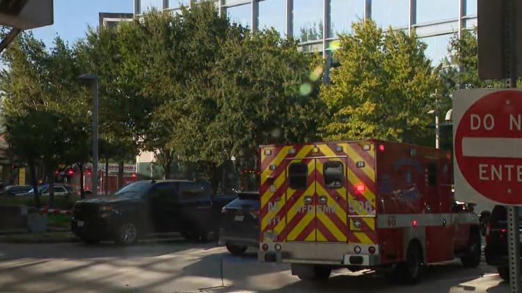 Envelope with suspicious powder sent to Sen. Ted Cruz's Houston office, sources say — KENS 5 (San Antonio), Chanhassen Business news