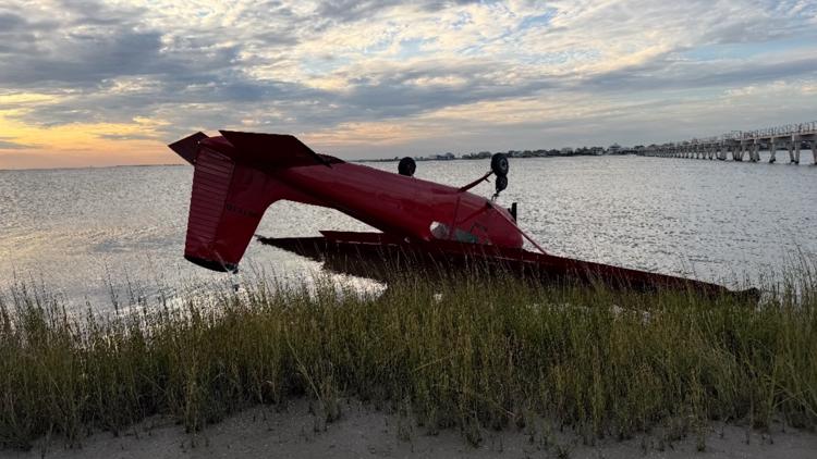 Pilot walks away uninjured after small plane runs off runway in Galveston, police say — KHOU 11 (Houston), Chanhassen Community news