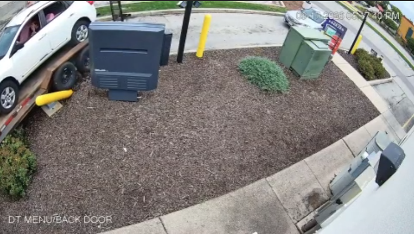 Watch: Driver towing vehicle crashes in Taco Bell drive-thru — FOX 9, Chanhassen Community news